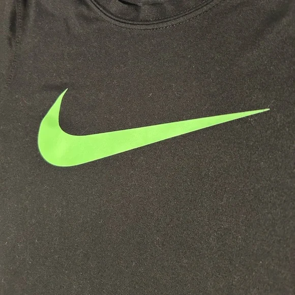 Nike T Shirt Bundle *Lot of 2* - Picture 7 of 10